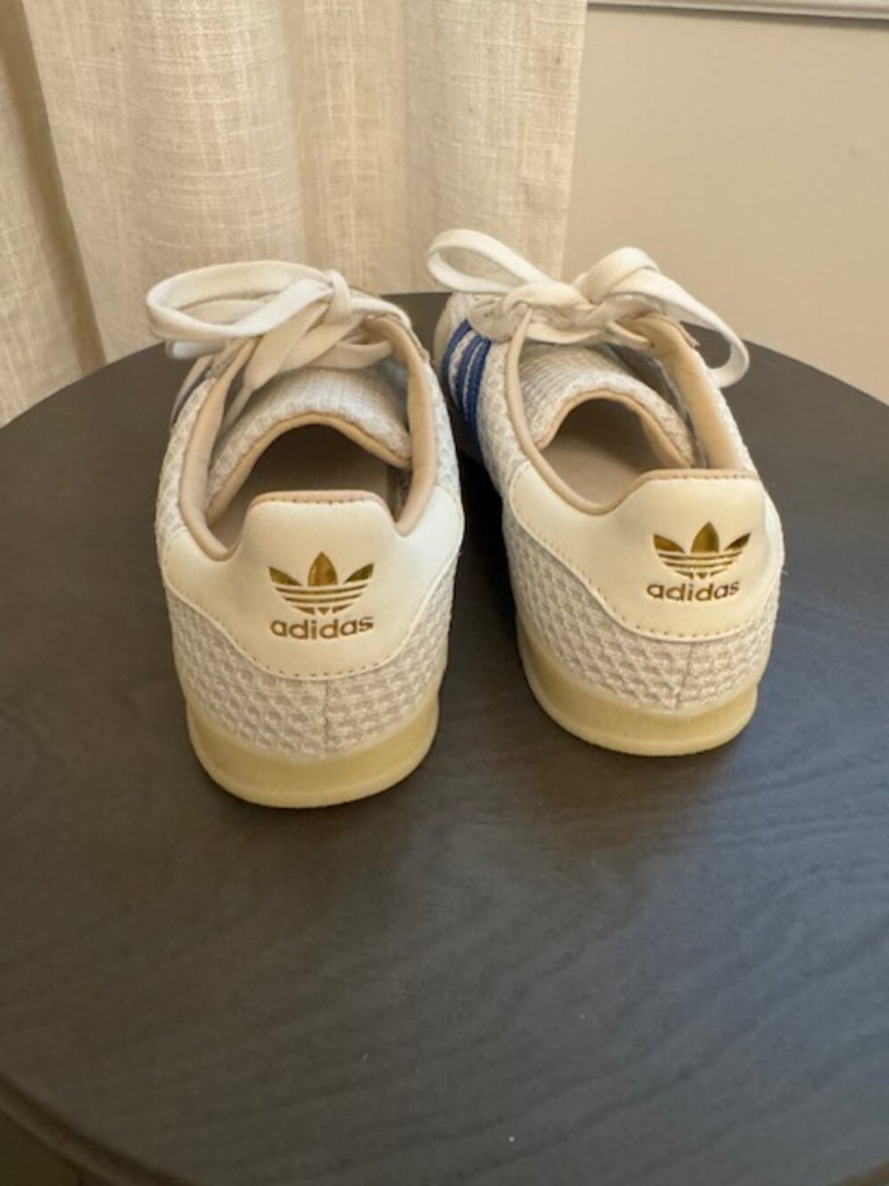 (Adidas) Gazelle in Off White / Focus Blue - Picture 9 of 11